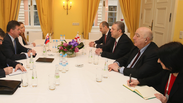 Встреча премьер-министра Грузии Георгия Квирикашвили с главой МИД Словакии Мирославом Лайчаком - Sputnik Грузия