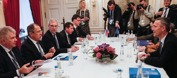 Глава МИД РФ Сергей Лавров и генсек НАТО Йенс Столтенберг Глава МИД РФ Сергей Лавров и генсек НАТО Йенс Столтенберг - Sputnik Грузия