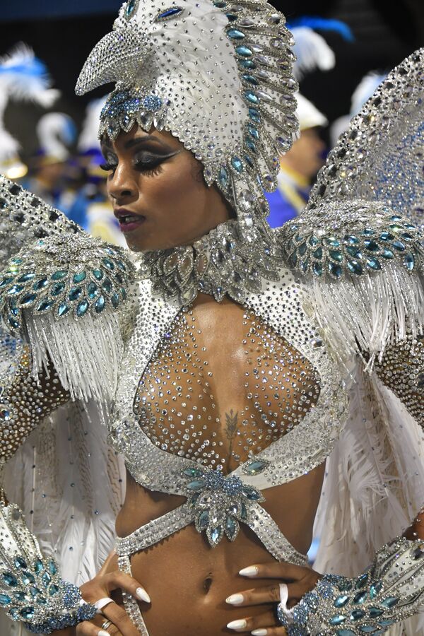 7 самых эффектных костюмов с карнавала в Бразилии
