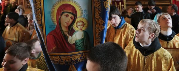 Божественная литургия с крестным ходом Божественная литургия с крестным ходом - Sputnik Грузия