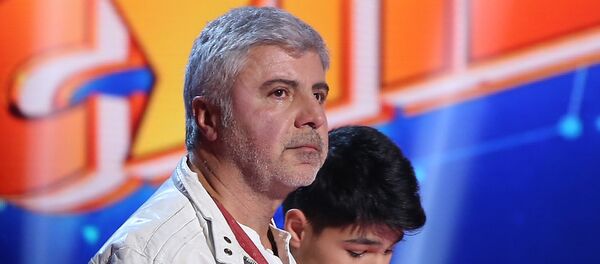 Певец Сосо Павлиашвили с участником международного вокального конкурса Ты супер! Романом Дружининым - Sputnik Грузия