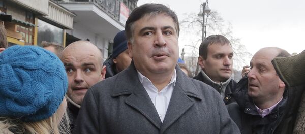Бывший президент Грузии Михаил Саакашвили со своими сторонниками в Киеве - Sputnik Грузия
