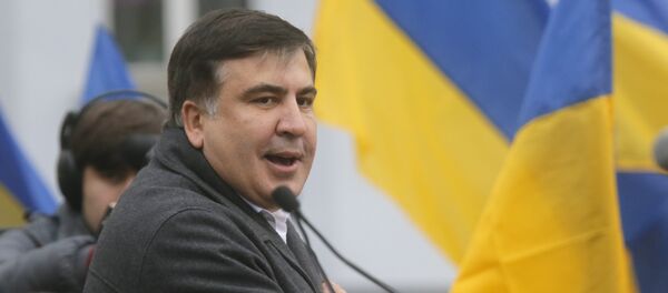 Бывший президент Грузии Михаил Саакашвили выступает в Киеве перед своими сторонниками - Sputnik Грузия