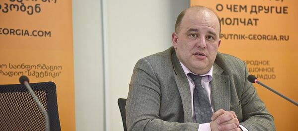 Эксперт из Грузии Вахтанг Маисая участвует в видеомосте с Минском Эксперт из Грузии Вахтанг Маисая участвует в видеомосте с Минском - Sputnik Грузия