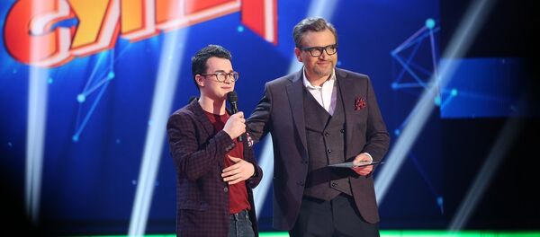 Лаша Созашвили и ведущий проекта Ты супер! Вадим Такменев Лаша Созашвили и ведущий проекта Ты супер! Вадим Такменев - Sputnik Грузия