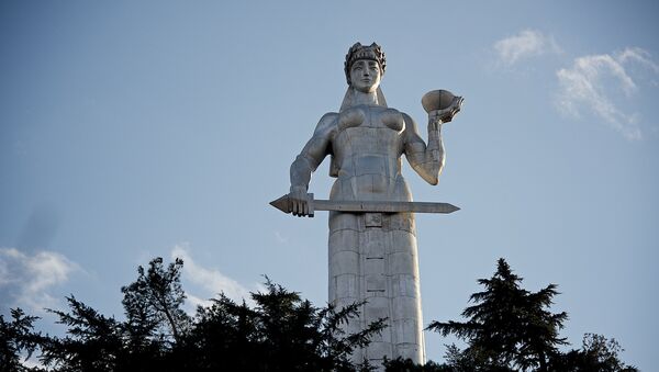 Статуя Матери Грузии на аллее Сололаки - Sputnik Грузия