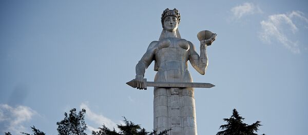 Статуя Матери Грузии на аллее Сололаки Статуя Матери Грузии на аллее Сололаки - Sputnik Грузия