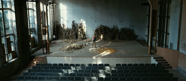 Кадр из фильма Ослепительный свет заката - Sputnik Грузия