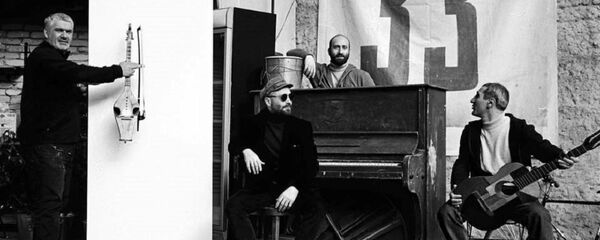 ნიაზ დიასამიძე და 33ა ნიაზ დიასამიძე და 33ა - Sputnik საქართველო