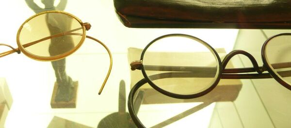 ჰერმან ჰესეს სათვალე ჰერმან ჰესეს სათვალე - Sputnik საქართველო