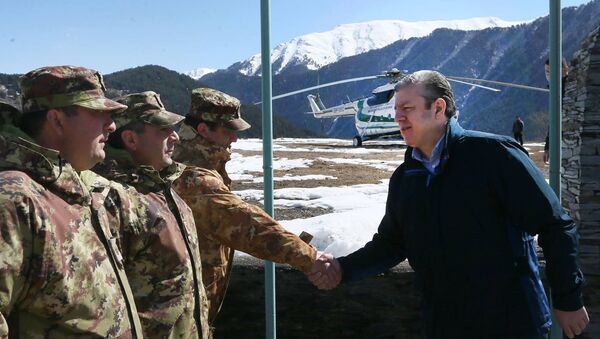 Премьер Грузии Георгий Квирикашвили посетил пограничный сектор Омало - Sputnik Грузия