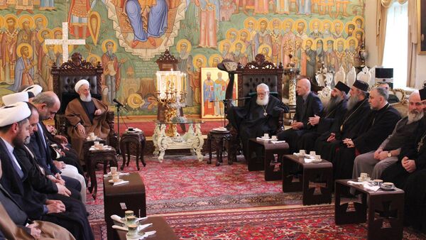 Патриарх Грузии Илия II принял духовного лидера Тегерана - Sputnik Грузия