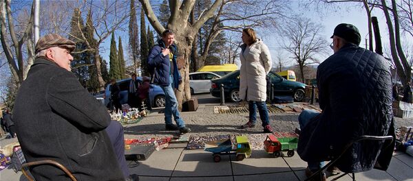 მოვაჭრეები მშრალ ხიდზე მოვაჭრეები მშრალ ხიდზე - Sputnik საქართველო