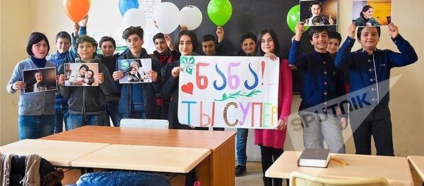 ნანა ვარძელაშვილს პროექტში Ты супер! თანაკლასელები და მეგობრები გულშემატკივრობენ - Sputnik საქართველო