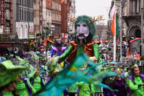 Парад в честь Дня святого Патрика в Дублине, Ирландия - Sputnik Грузия
