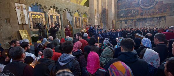 Празднование автокефалии Грузинской Православной церкви в храме Светицховели в городе Мцхета Празднование автокефалии Грузинской Православной церкви в храме Светицховели в городе Мцхета - Sputnik Грузия