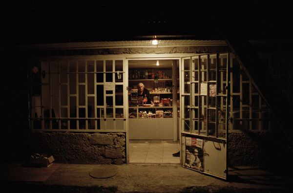 Женщина в магазине - Sputnik Грузия