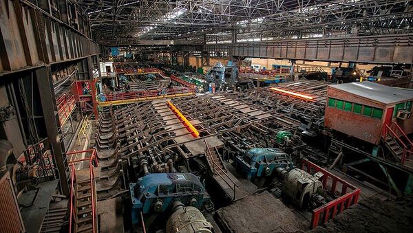 Прокатный стан на Руставском металлургическом заводе - Sputnik Грузия