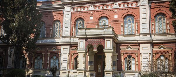 აბრეშუმის მუზეუმის შენობა მუშთაიდის პარკში აბრეშუმის მუზეუმის შენობა მუშთაიდის პარკში - Sputnik საქართველო