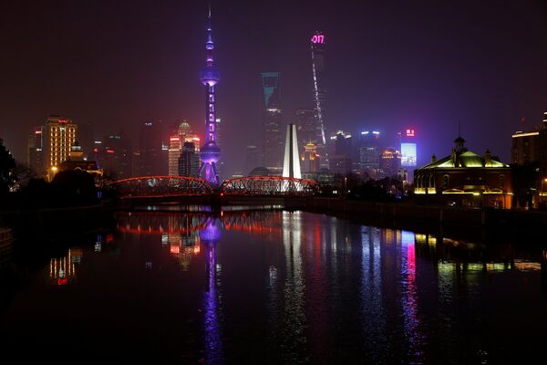Вид на один из районов Шанхая перед акцией Час Земли - Sputnik Грузия