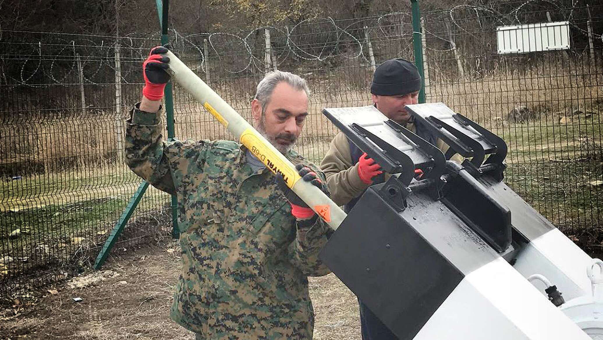 Градобой. Алазань ракета. РСЗО Алазань. Противоградовые пушки. Противоградовые ракеты.