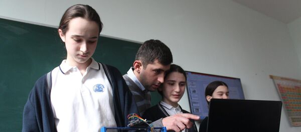 ქართველი მოსწავლეების გუნდი Smart Kids - Sputnik საქართველო