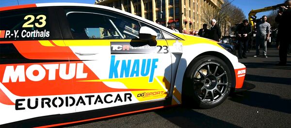 Тбилисцам показали гоночные болиды TCR IS - Sputnik Грузия