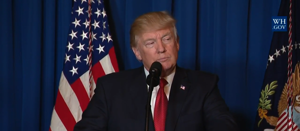 Трамп потдвердил приказ об ударе США по Сирии в обращении к американцам Трамп потдвердил приказ об ударе США по Сирии в обращении к американцам - Sputnik Грузия