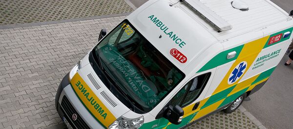 Бригада Скорой медицинской помощи на выезде - Sputnik Грузия