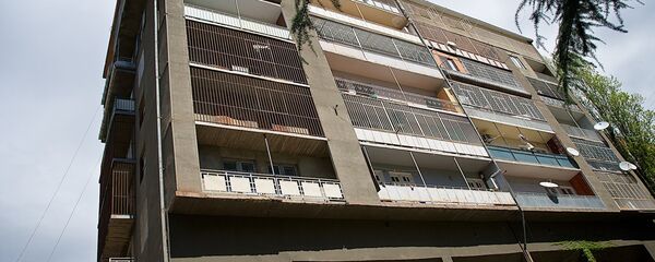 დაშენება თბილისურ ხრუშოვკაზე დაშენება თბილისურ ხრუშოვკაზე - Sputnik საქართველო