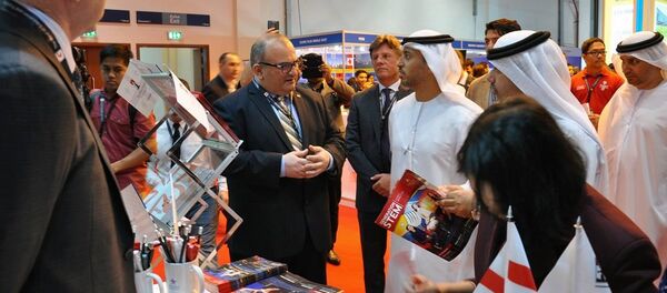 Министр образования Грузии Александр Джеджелава на выставке в Дубаи - Sputnik Грузия