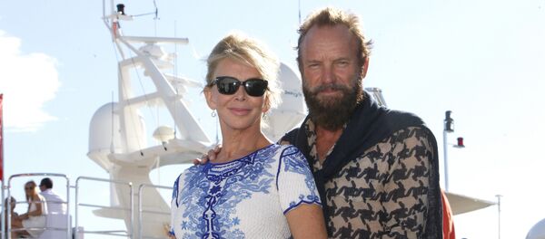 Британский певец Стинг женат на актрисе Труди Стайлер уже 25 лет. Пара воспитывает четырех детей - Sputnik Грузия