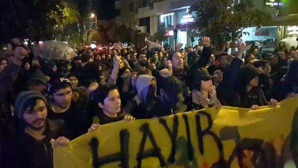 Протесты в Стамбуле против результатов референдума - Sputnik Грузия