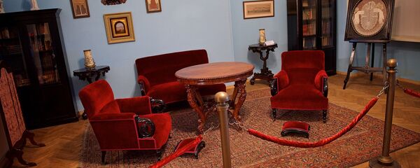 Одна из комнат в Доме-музее дворян Смирновых - Sputnik Грузия