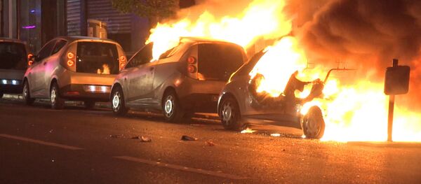 Погромы в Париже после первого тура выборов - Sputnik Грузия