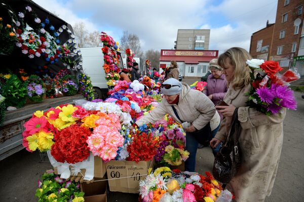 Славянский праздник Радоница 2021: традиции поминовения усопших - Sputnik Грузия