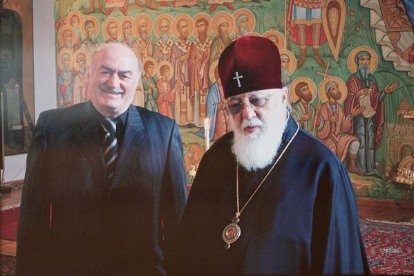 Джемал Чкуасели и Католикос-Патриарх всея Грузии Илия Второй. - Sputnik Грузия