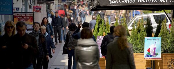 გამვლელები თბილისში გამვლელები თბილისში - Sputnik საქართველო