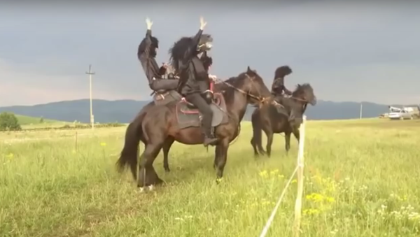 Грузинские танцы на лошадях - Sputnik Грузия