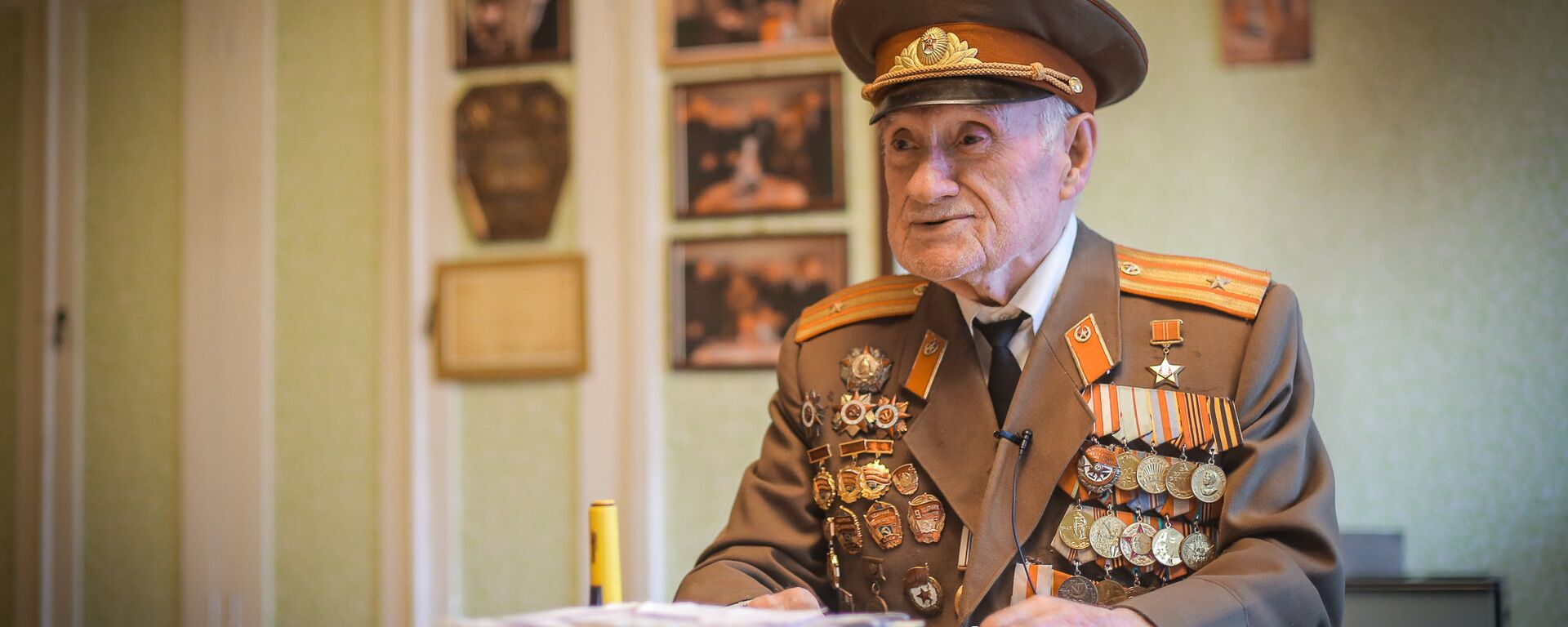 Ветеран ВОВ, майор, командир роты Николоз Чарашвили - Sputnik Грузия, 1920, 06.05.2017