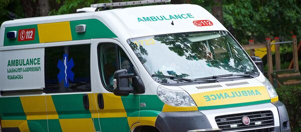 Бригада Скорой медицинской помощи на выезде - Sputnik Грузия