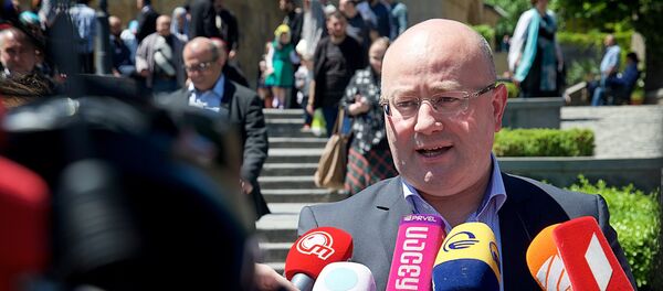 თავდაცვის მინისტრი ლევან იზორია თავდაცვის მინისტრი ლევან იზორია - Sputnik საქართველო