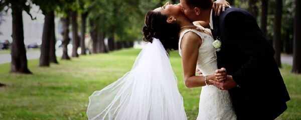 Молодожены - Sputnik Грузия