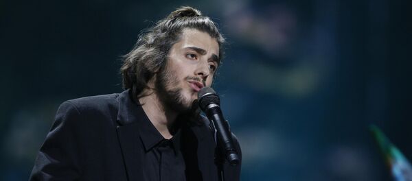 Португалец Сальвадор Собрал в финале Евровидения - Sputnik Грузия