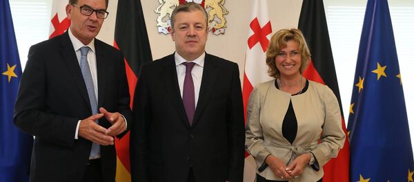 გერდ მიულერი და გიორგი კვირიკაშვილი გერდ მიულერი და გიორგი კვირიკაშვილი - Sputnik საქართველო
