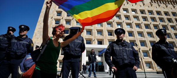 ლგბტ საზოგადოების აქტივისტი აქციაზე - Sputnik საქართველო