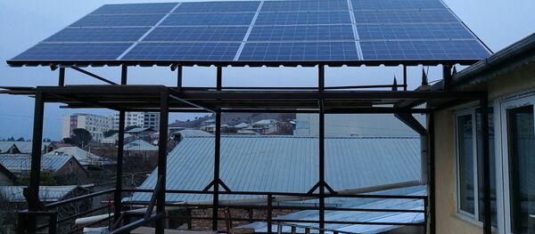 პანელი, რომელიც მზის ენერგიით გამოიმუშავებს ელექტრო ენერგიას - Sputnik საქართველო