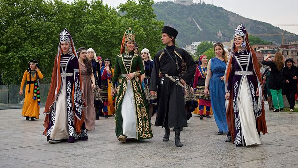 День национального грузинского костюма в Грузии - Sputnik Грузия