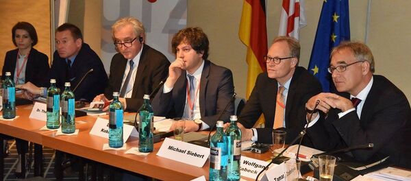 სკონსტიტუციო ცვლილებების განხილვა ბერლინში სკონსტიტუციო ცვლილებების განხილვა ბერლინში - Sputnik საქართველო