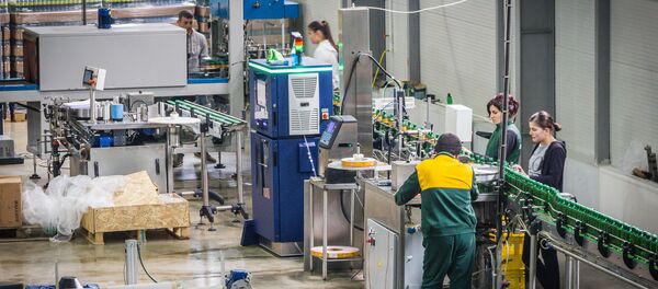 როგორ მზადდება ქართული ლიმონათი: ძველი ტრადიციები და ახალი ტექნოლოგიები როგორ მზადდება ქართული ლიმონათი: ძველი ტრადიციები და ახალი ტექნოლოგიები - Sputnik საქართველო